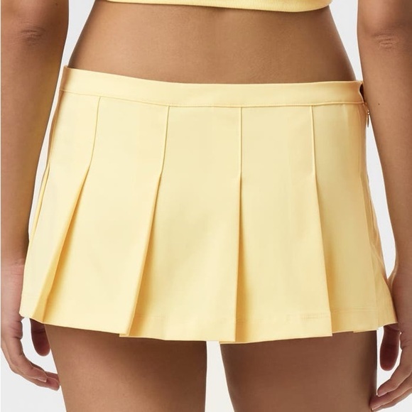 x Hailey Pleated Miniskirt
FILA - Picture 2 of 7
